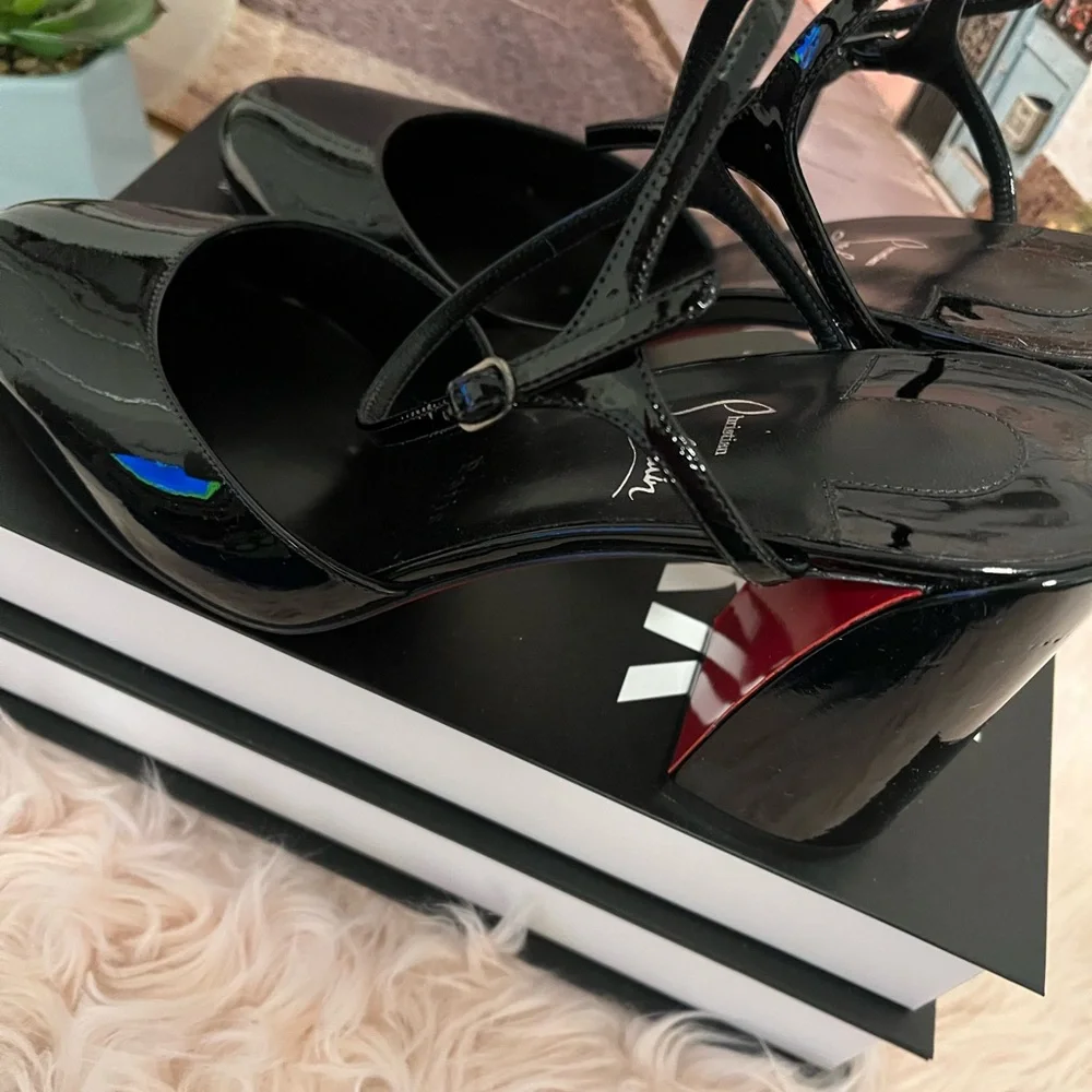 Christian Louboutin Black Patent Mary Jane Heels 39.5 - Picture 9 of 14